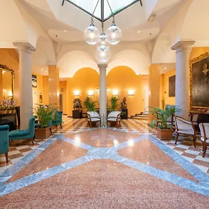 Regina 4* מילאנו
